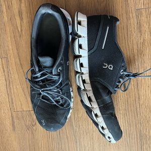 On Running Women's Shoes - Black and White